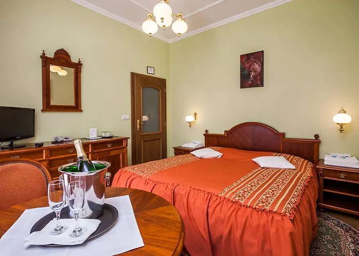 Jelinkova Hotel 3*